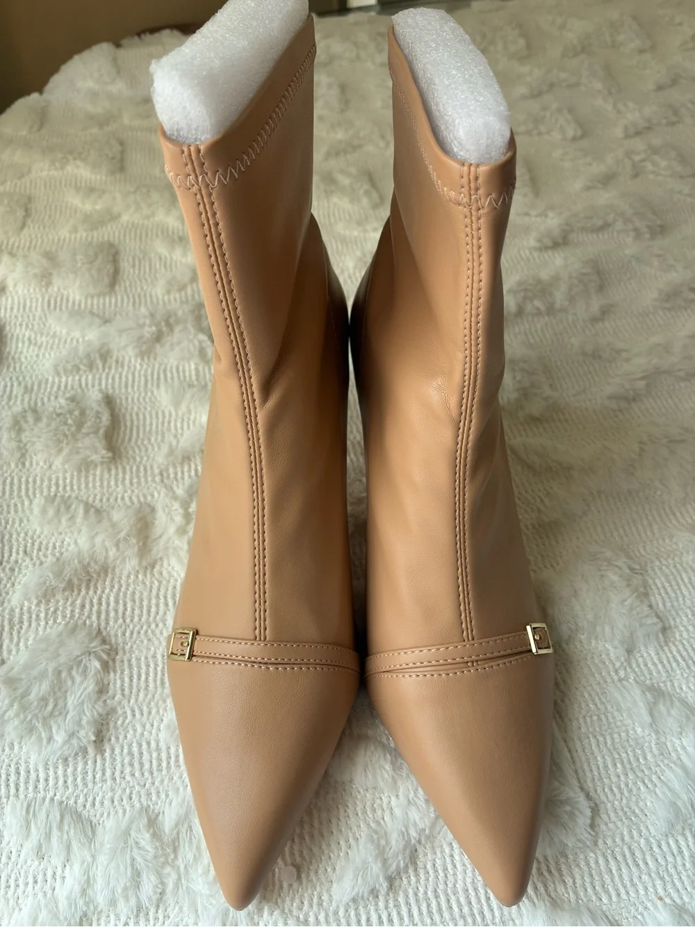 N/A sleek tan